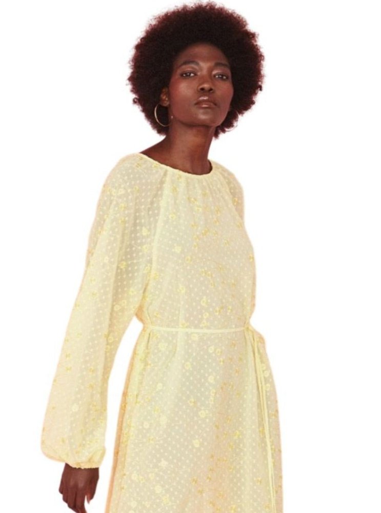 Yellow Silk Blend Super Soft Embroidered Buttercup Women's Dress One Size 8-18 - style-heaven