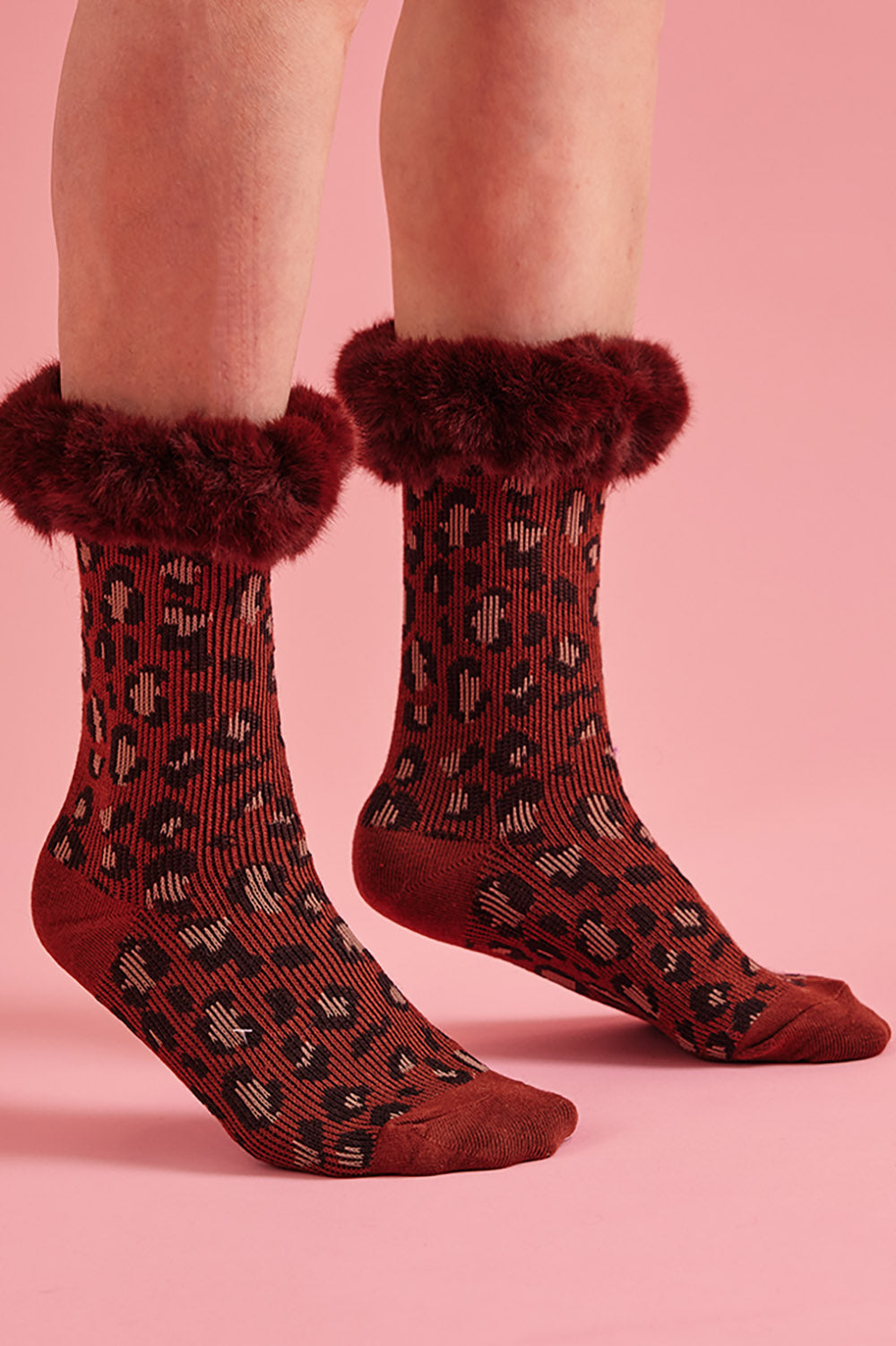 SKBDFM55A-04 - Silk Blend Faux Fur Socks