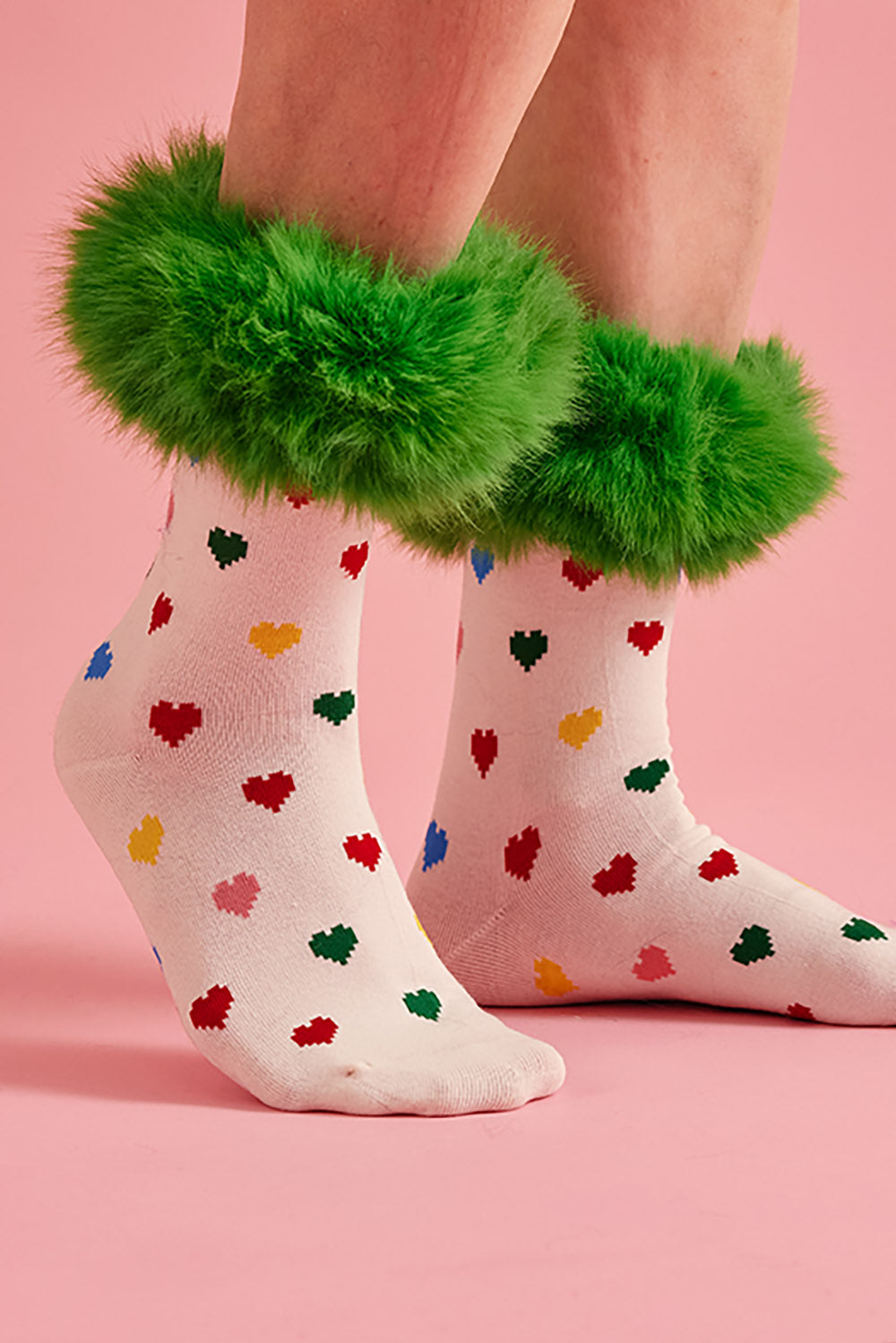 SKBFM6A-07L - Bamboo Faux Fur Trim Love Heart Socks
