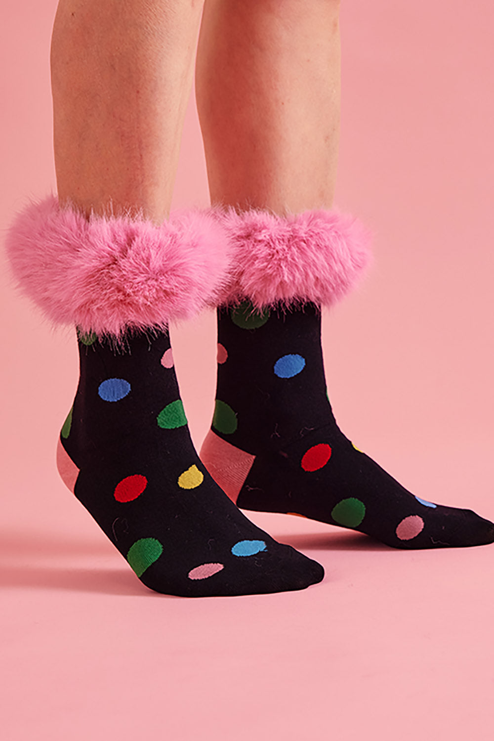 SKBPFM6A-06H - Bamboo Faux Fur Trim Polka Dot Socks