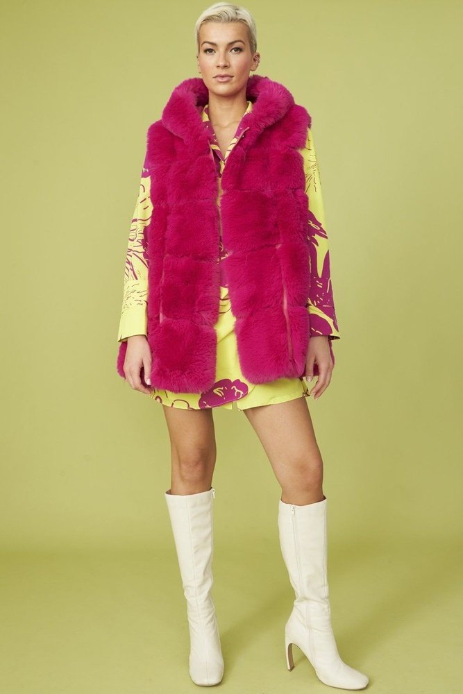 Jayley Faux Fur Women's Long Gilet Available in 10 Colours - style-heaven
