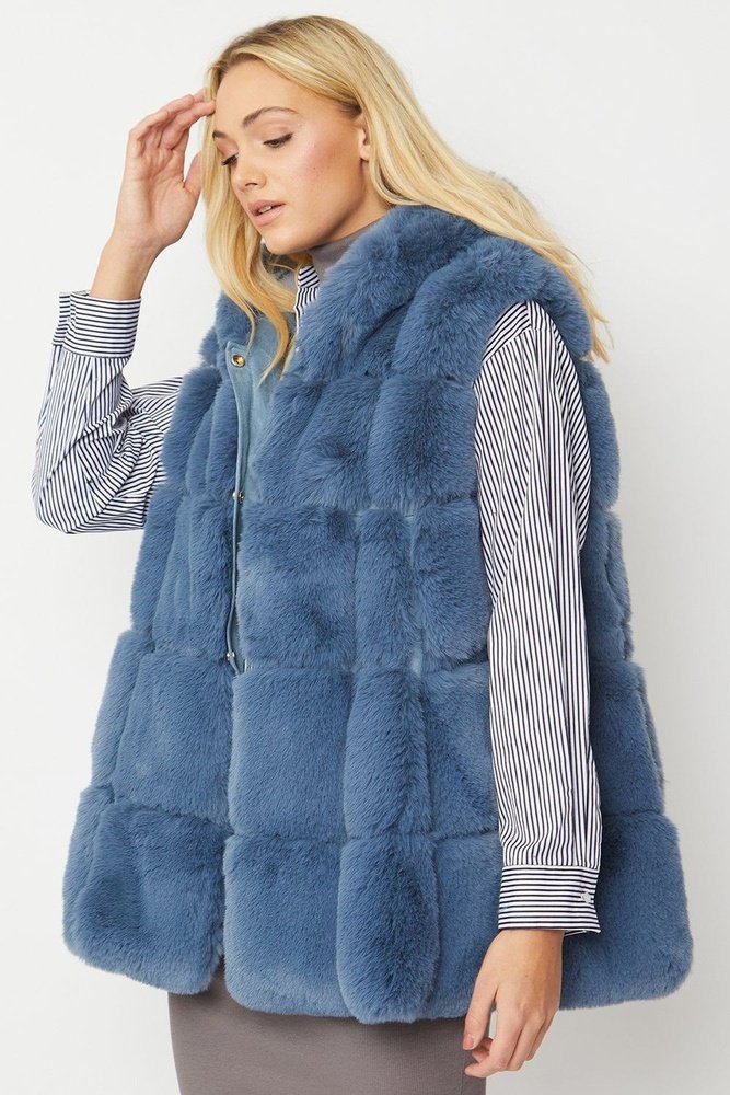 Jayley Faux Fur Women's Long Gilet Available in 10 Colours - style-heaven