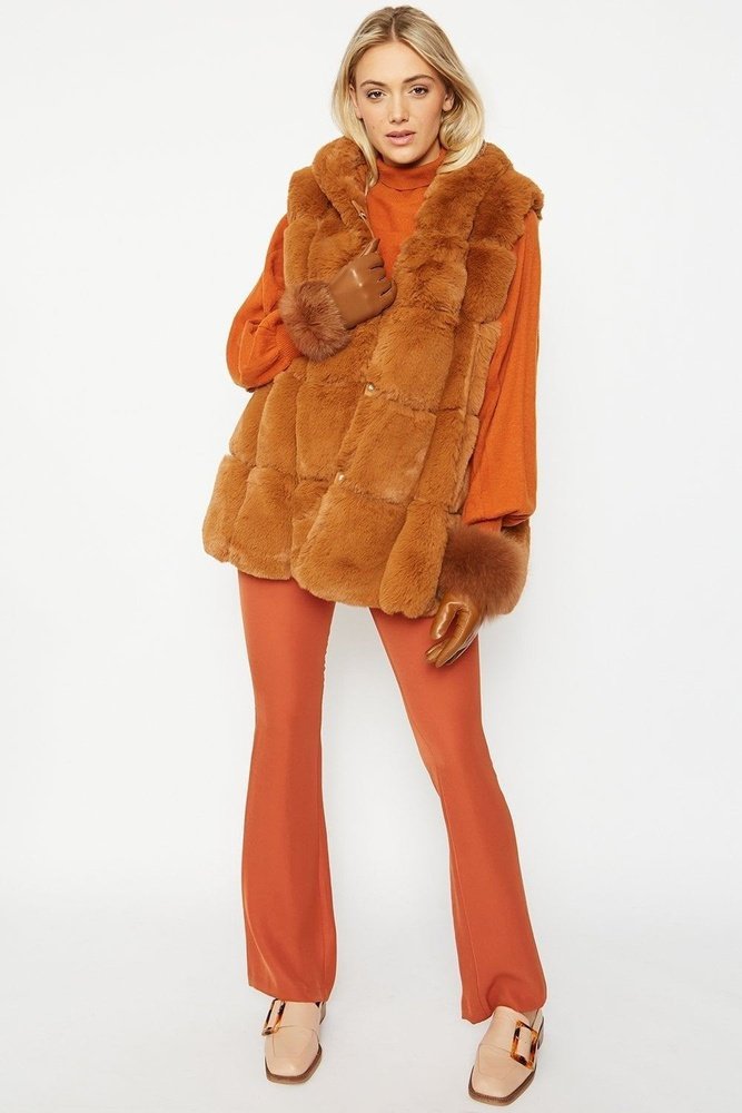 Jayley Faux Fur Women's Long Gilet Available in 10 Colours - style-heaven