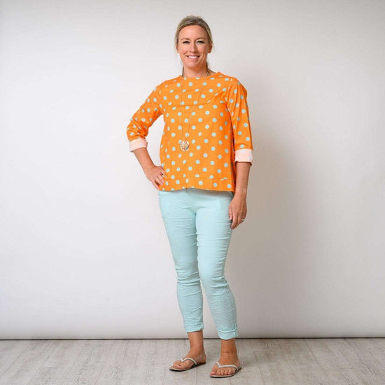 Spotty Dip Hem Stretchy Top Available in 3 Colours One Size style-heaven